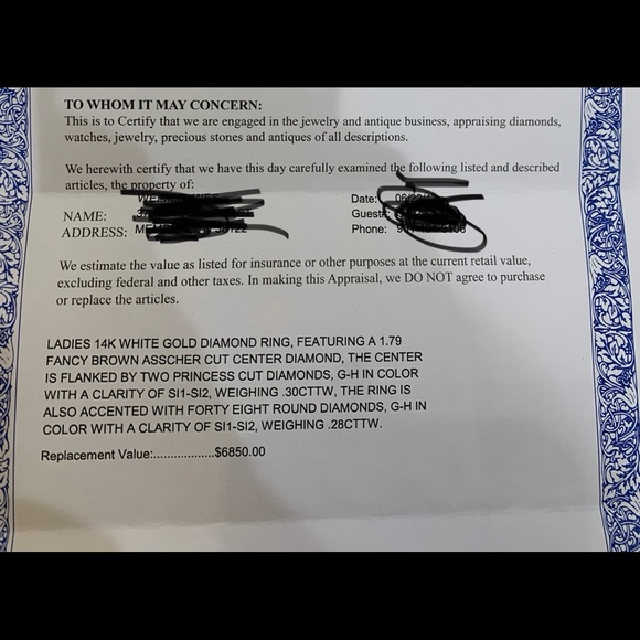 Beautiful one of a kind engagement ring found at an estate sale - Picture 5 of 5